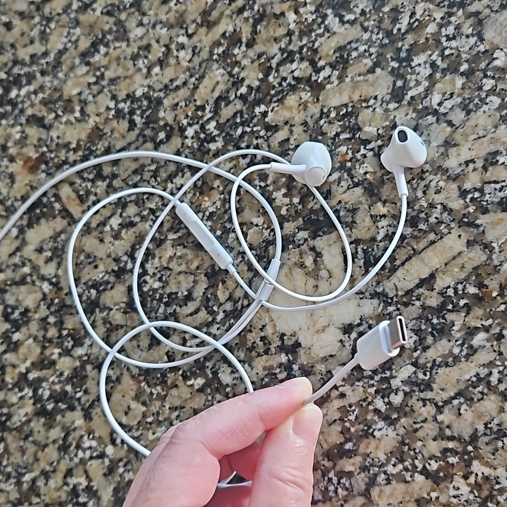 Earphones C connection  Wired Headphones